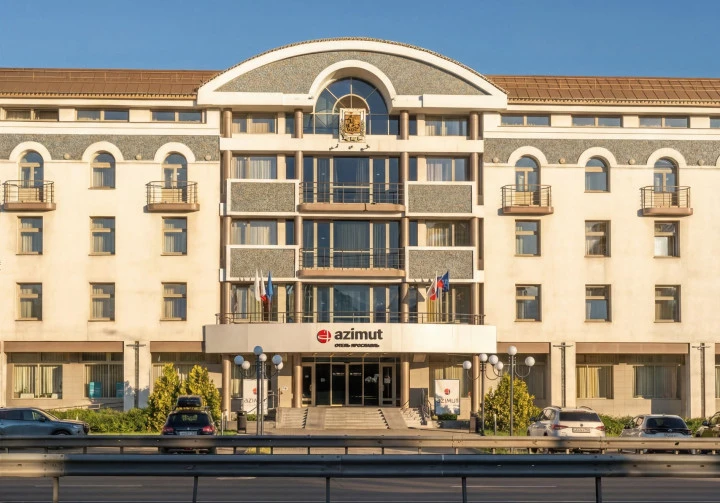 Гостиница 4* в  г. Ярославле, на Московском пр-те, д. 10/15, с земельным участком